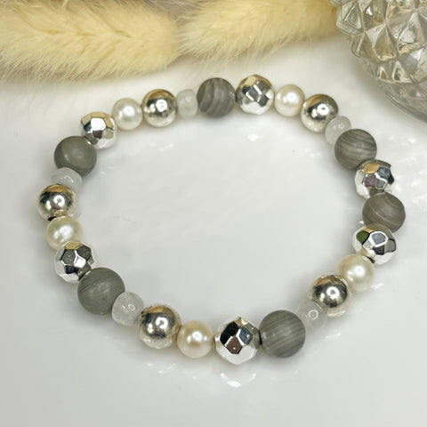 Dreamy Freshwater Pearl Bracelet Silver